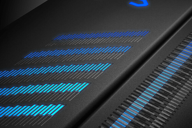 Ausschnitt Rear End Cover mit kreativem Lichtkonzept in blau und türkis