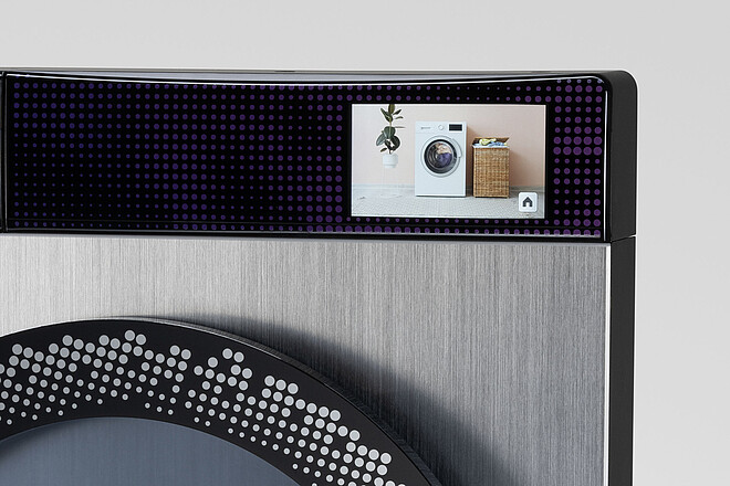Waschmaschinenblende mit bildhaftem Display, gebrushter metallisierter Front und Ring mit Struktur